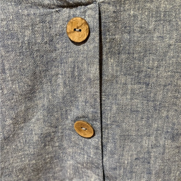 Zara Chambray cotton/Linen Blend Tie Sleeve
Button Top Size XS - Picture 3 of 9